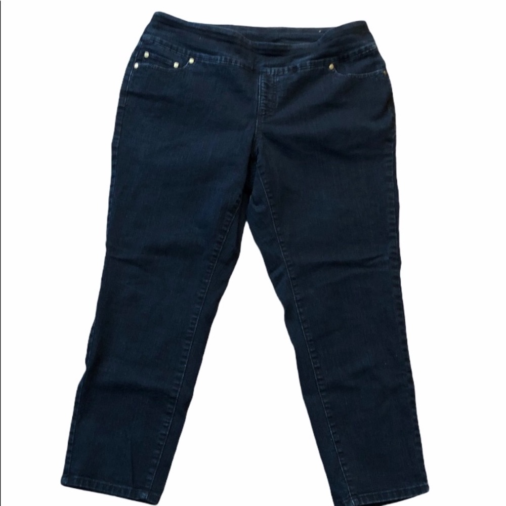 Dark signature sliming jeans. Tapered size 14 W
